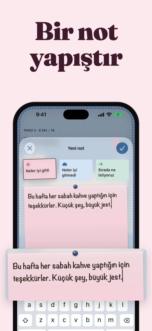 Not bırakın: Fotoğraf Duvarı’nda partnerine her sabah kahve yaptığı için teşekkür eden bir İyi gidenler notu yazılıyor